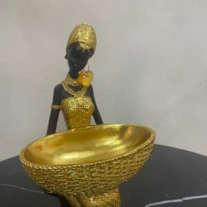 WOMAN WITH BASKET 4615